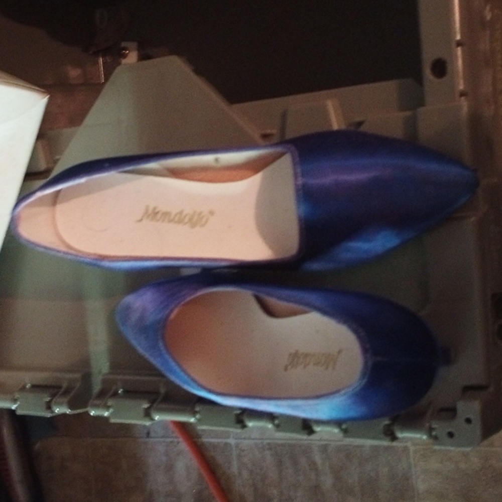 10.5 measured blue Satin 2.5 Heel